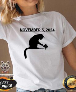 Hot Harris Walz November 5 2024 Cat V-neck