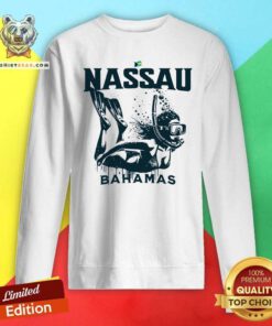 Nice Bahamas Souvenir Nassau Bahamas Snorkeling Sweatshirt