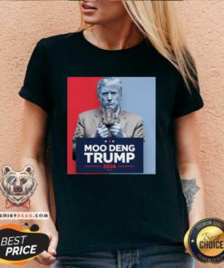 Nice Moo Deng For Trump 2024 V-neck