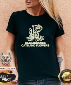 Official Beabadoobee Tour Cats And Flowers V-neck
