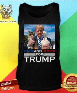 Official Cats And Ducks For Trump 2024 Tank-top