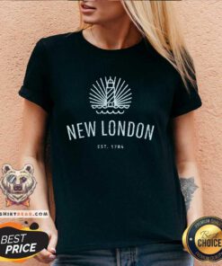 Nice New London Connecticut Lighthouse Souvenir V-neck