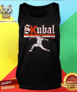Nice Tarik Skubal Ace Pose Tank-top
