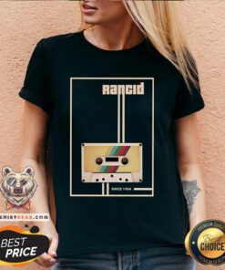 Nice Vinatge Cassette Rancid Beeteeshop V-neck