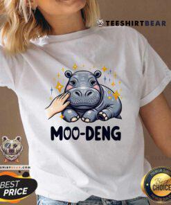 Official Vintage 90s Graphic Moo Deng Bootleg V-neck
