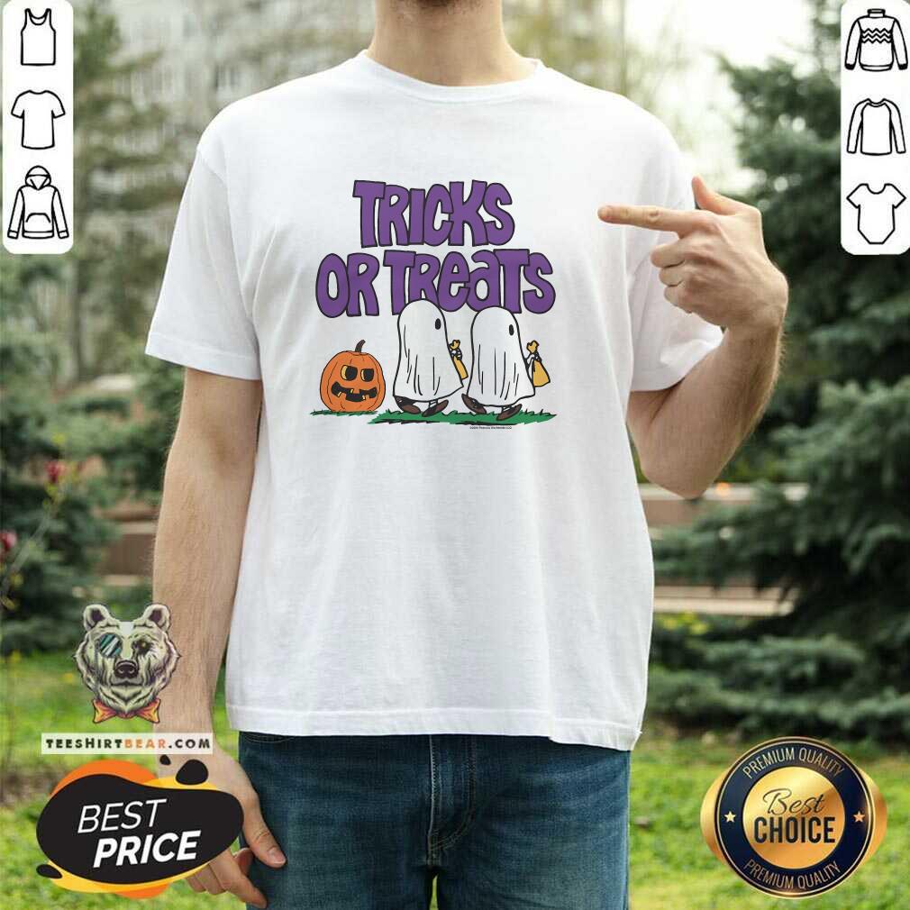 Original Peanuts Tricks Or Treats Halloween Ghost T-Shirt