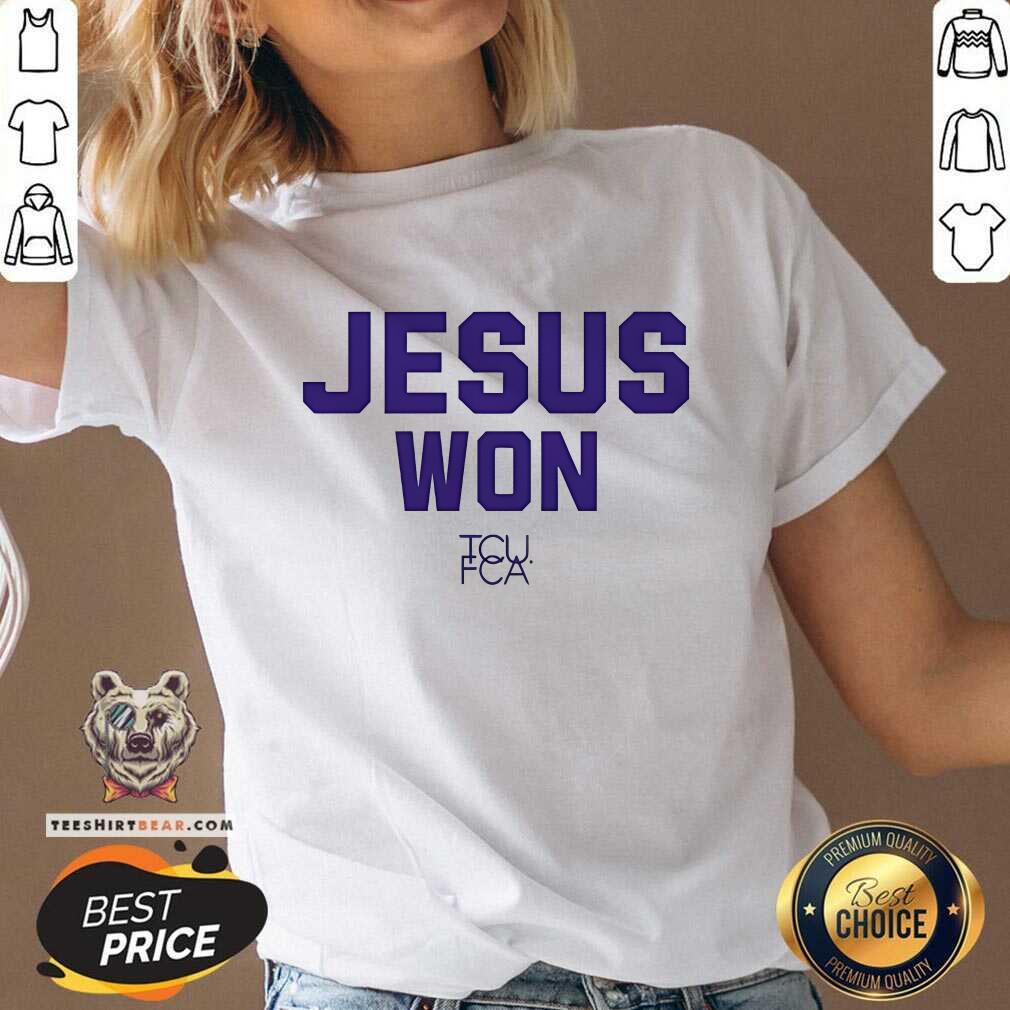 Top Josh Hoover Wearing Jesus Won TCU FCA V-neck