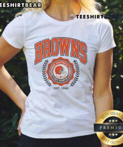 Alt Text: Cleveland Browns Team Crest established in 1946 on a stylish ladies tee, perfect for fans and casual wear.