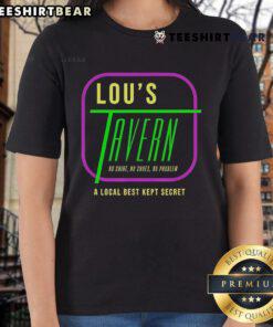 Official Lou's Tavern No Shirts No Shoes No Problem Ladies Tee, showcasing a stylish design perfect for local hangouts.