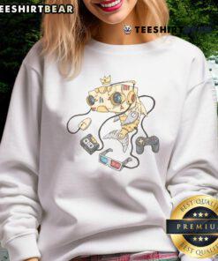 Cool sweatshirt for gamers featuring 'Good Gaming Fish' design, perfect for gamers and their favorite gaming gear.