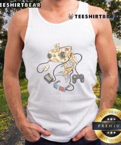 Good gaming fish tank top for gamers featuring vibrant fish design, perfect for gaming enthusiasts and casual wear.