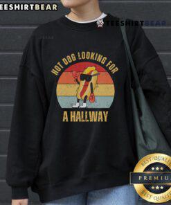 Retro sunset sweatshirt featuring a hot dog design, perfect for casual wear in stylish hallways.