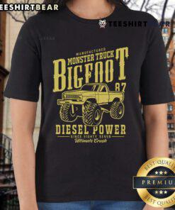Hot American Bigfoot monster truck vintage ladies tee featuring a bold graphic design and comfortable fit.
