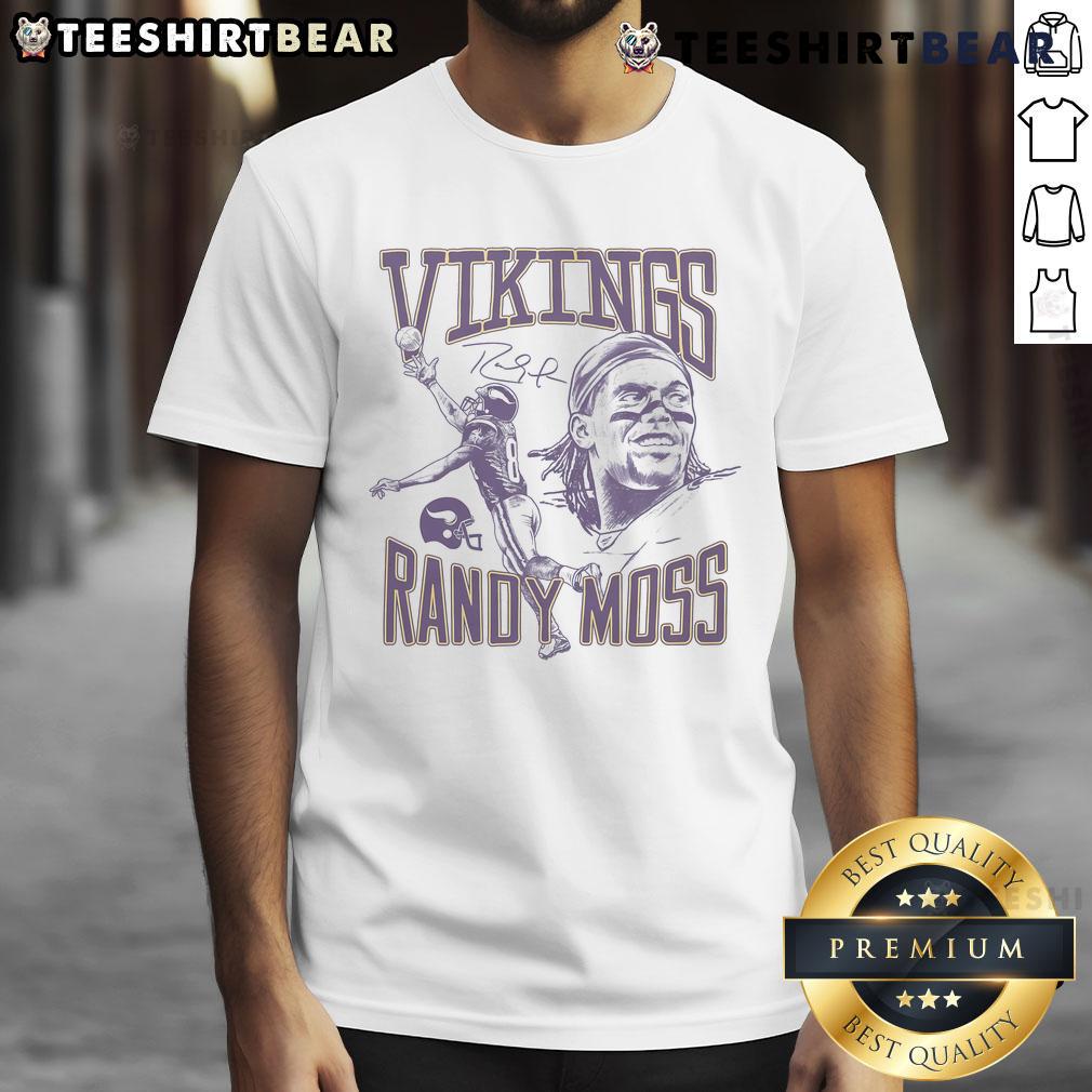 Awesome Vikings Randy Moss signature portrait T-shirt featuring bold graphics and team colors for football fans.