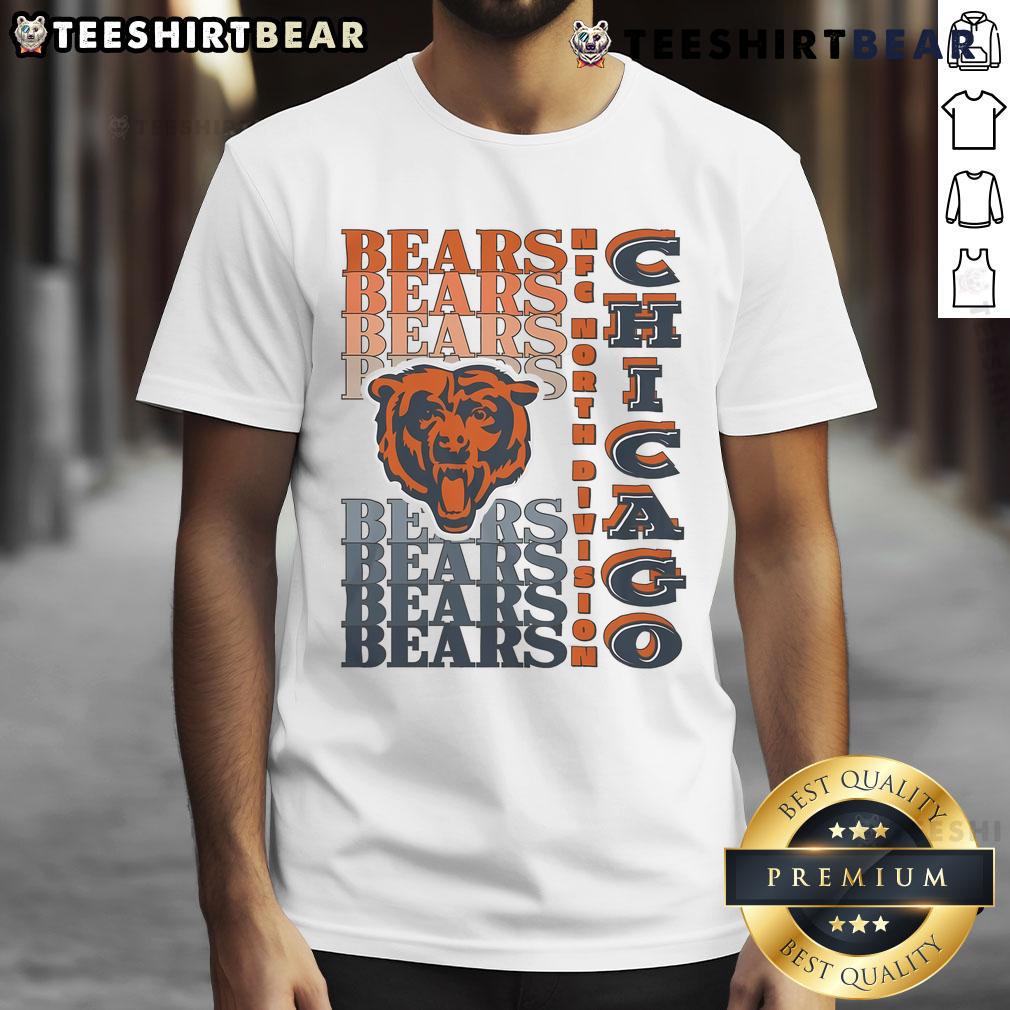 Alt Text: Official Chicago Bears Gradient Wordmark T-Shirt featuring a stylish gradient design and team logo in vibrant colors.