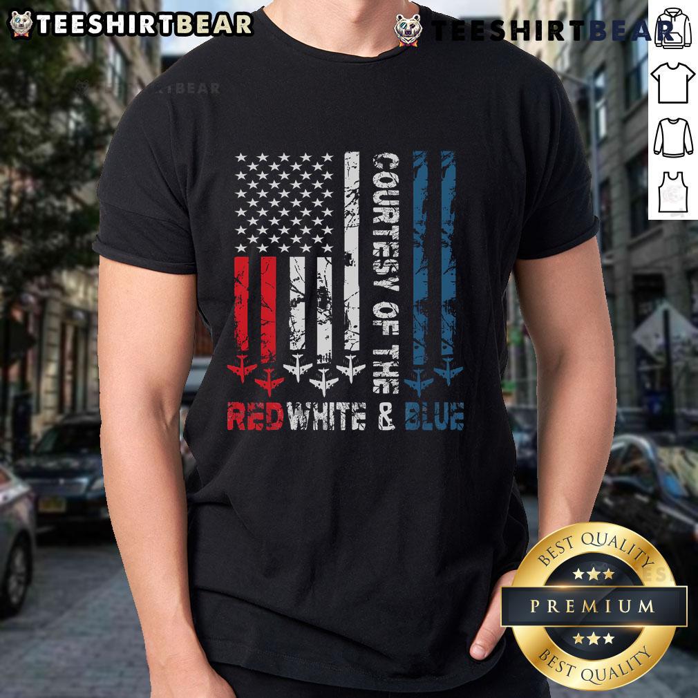 Alt Text: Vintage America US flag T-shirt featuring a bold red, white, and blue design, perfect for patriotic occasions.