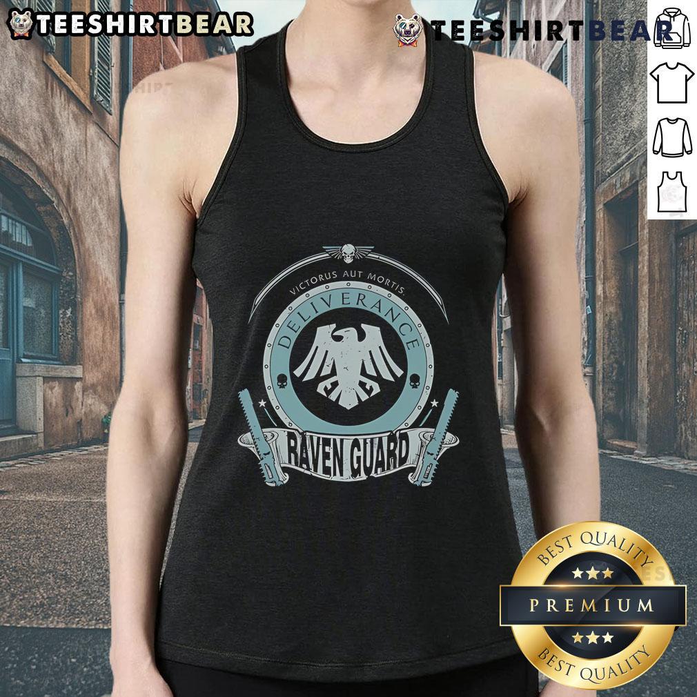 Top-Victorus-Aut-Mortis-Deliverance-Raven-Guard-Tank-Top featuring a bold design for fans of Warhammer 40K apparel.