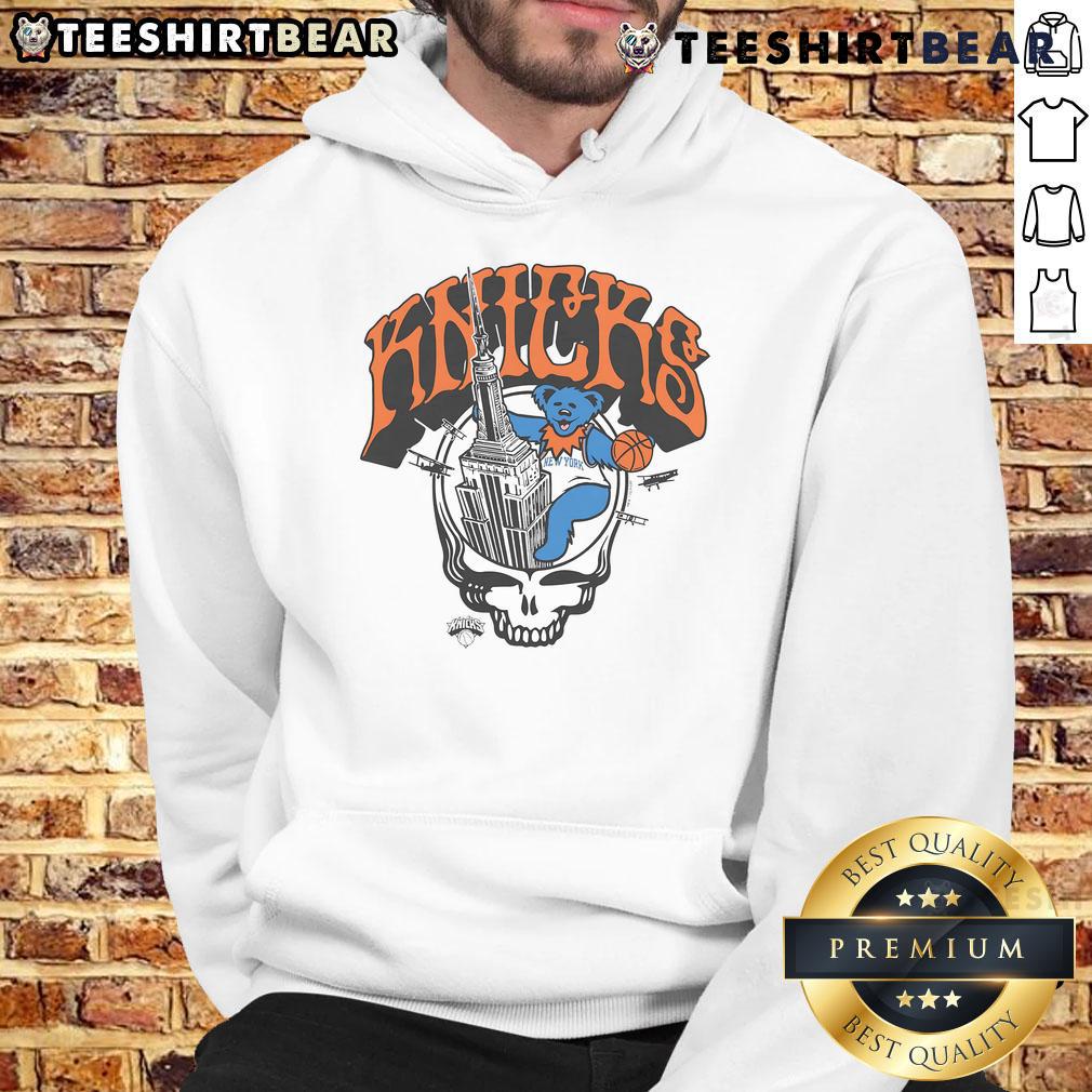 Nice New York Knicks X Grateful Dead Skull Hoodie featuring vibrant graphics, perfect for fans and collectors.