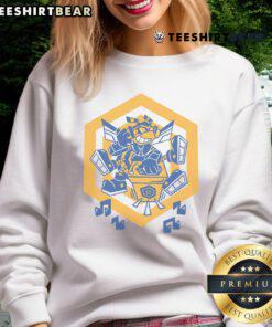 Awesome Buzzing Beats Sweatshirt in vibrant colors, perfect for music lovers and stylish streetwear enthusiasts.