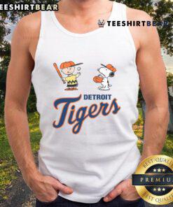 Alt Text: Cute Peanuts Charlie Brown and Snoopy in Detroit Tigers tank top, perfect for fans of baseball and classic cartoons.