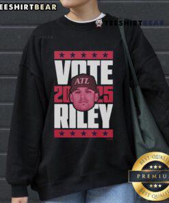 Hot Austin Riley 2025 Vote Sweatshirt featuring bold graphics, perfect for supporters of the Atlanta Braves star.