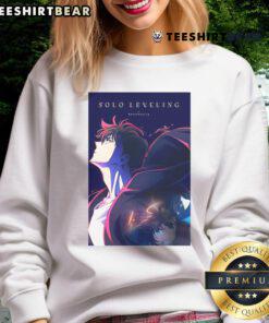 Official Solo Leveling sweatshirt featuring top anime design, most viewed on Crunchyroll as of March 2025.