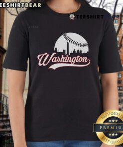 Top Washington cityscape skyline graphic on a stylish ladies tee, perfect for city lovers and fashion enthusiasts.