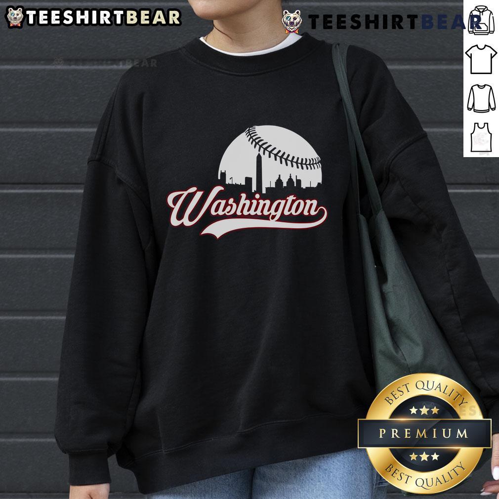 Cozy Top Washington cityscape skyline sweatshirt featuring iconic landmarks and stylish design for urban fashion lovers.