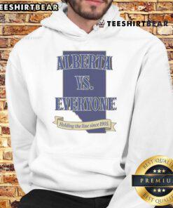 Alt Text: Top Alberta Vs Everyone hoodie featuring 'Holding The Line Since 1905' design, perfect for proud Alberta supporters.