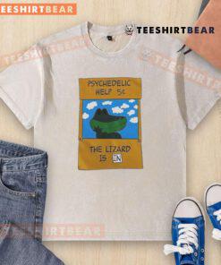 Alt Text: Cute psychedelic t-shirt featuring a lizard design, perfect for casual wear and vibrant fashion lovers.