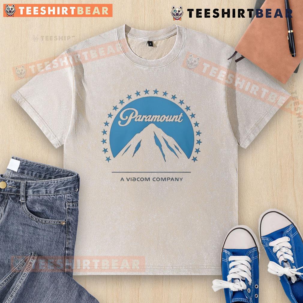 Good Paramount A Viacom Company washed t-shirt in soft fabric, featuring a classic fit and vibrant logo design.