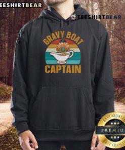 Vintage sunset hoodie featuring a pretty gravy boat, perfect for Thanksgiving celebrations and cozy fall gatherings.