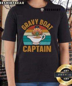 Vintage sunset tee featuring a pretty gravy boat and captain design for Thanksgiving celebrations.