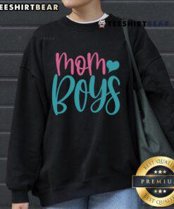 Stylish 'Pretty Mom' sweatshirt worn by a mother and her two boys, showcasing cozy family fashion and bonding moments.