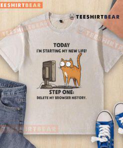 Funny cat in a washed t-shirt about to start a new life by deleting browser history. Top Cat humor and motivation.