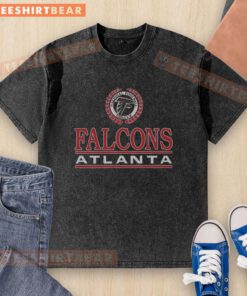 Alt Text: Top Atlanta Falcons Crest Washed T-Shirt featuring the team's logo in a stylish, vintage design for fans.