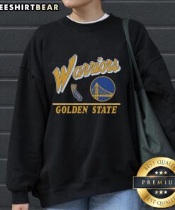 Top Golden State Warriors Fly By vintage sweatshirt featuring classic logo and retro design, perfect for fans and collectors.