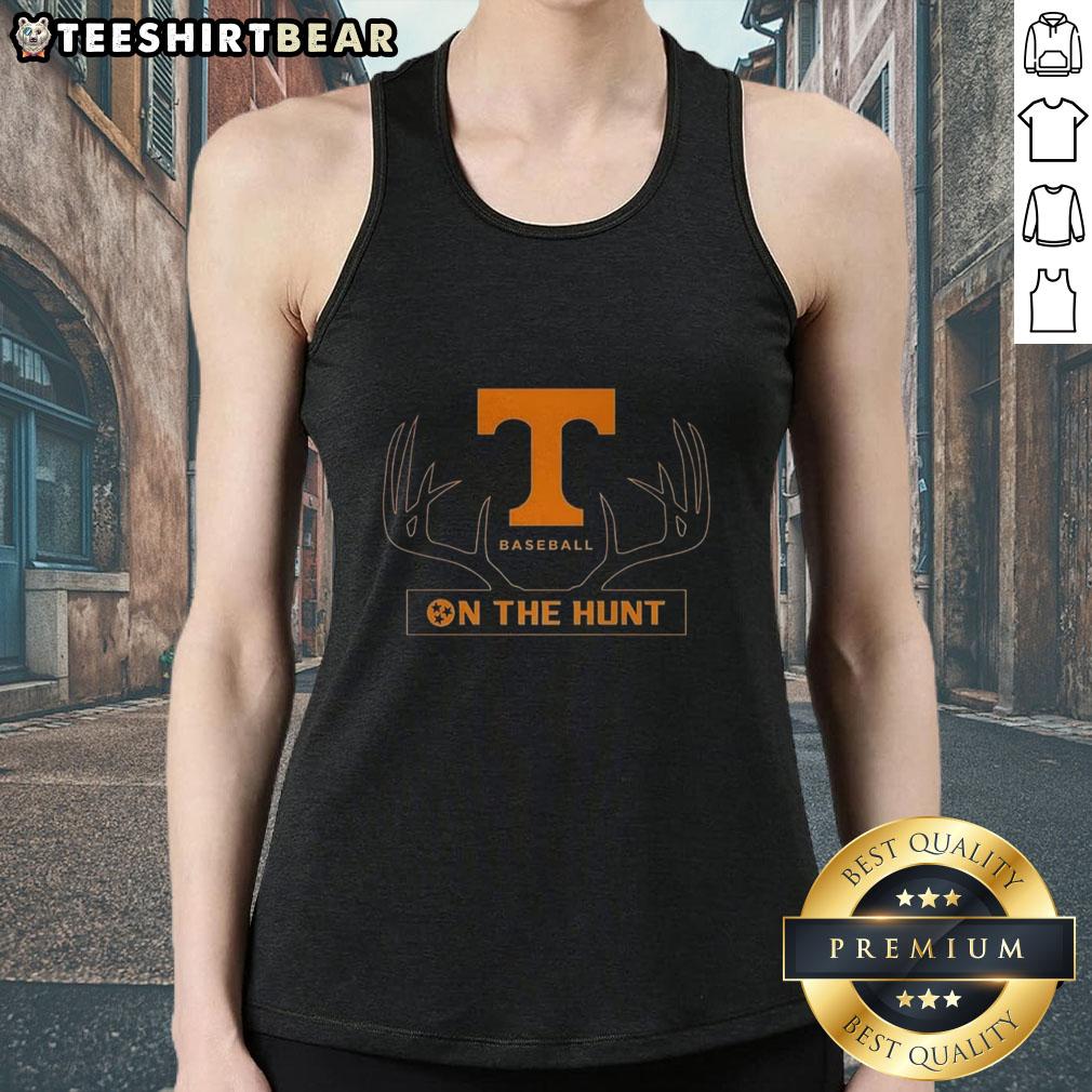 Nice Tennessee Volunteers baseball tank top featuring deer antlers logo, perfect for fans and outdoor enthusiasts.