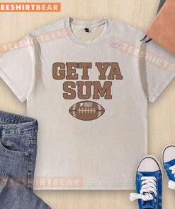 Premium Florida Gators washed t-shirt in blue, featuring a vintage logo, perfect for fans and casual wear.