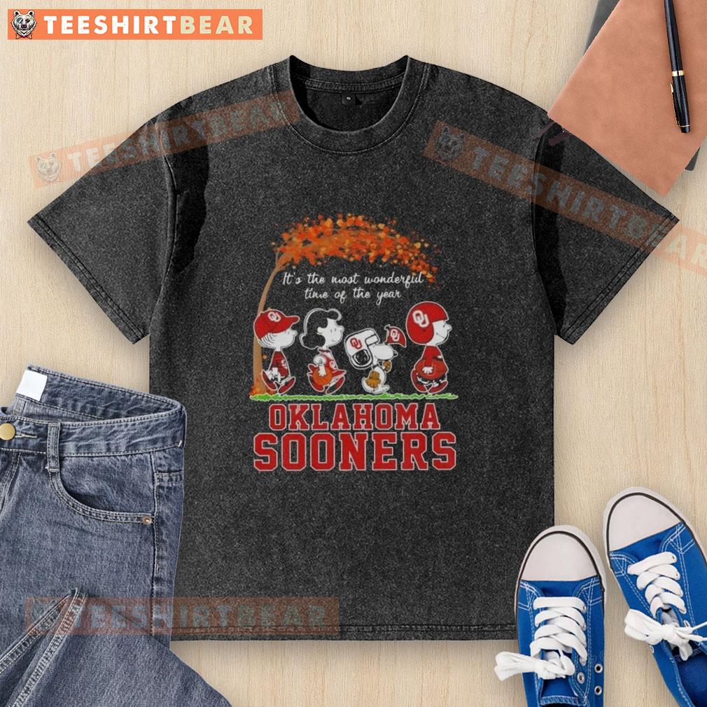 Alt Text: Premium Oklahoma Sooners X Peanuts Snoopy and Friends autumn t-shirt featuring a festive design for the holiday season.