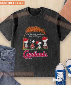 Premium St. Louis Cardinals X Peanuts Snoopy and Friends autumn t-shirt for a festive and stylish holiday season.