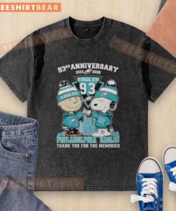 Pretty Philadelphia Eagles outfit featuring Snoopy and Charlie Brown on a 93rd Anniversary washed t-shirt.