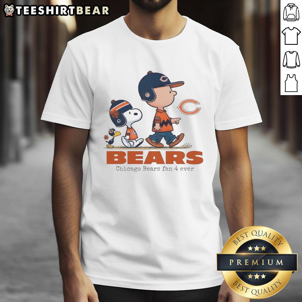 Alt Text: Good Snoopy vs Charlie Brown Chicago Bears Fan 4 Ever T-Shirt featuring playful graphics of Snoopy and Charlie Brown.