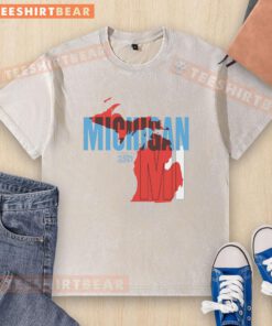 Awesome America 250 Michigan washed t-shirt featuring a vintage design and soft fabric, perfect for casual wear.