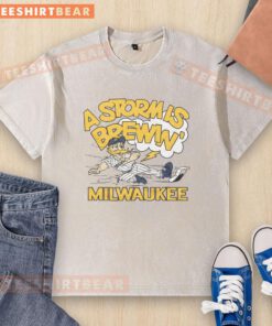 Good Milwaukee Brewers Bernie Brewer washed t-shirt featuring the team's logo for fans and baseball enthusiasts.