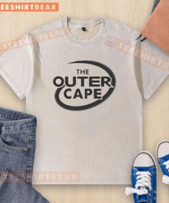 Pretty The Outer Cape washed t-shirt in soft cotton, featuring a relaxed fit and coastal-inspired design, perfect for summer.