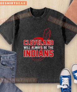 Awesome Cleveland Indians washed t-shirt featuring classic logo, perfect for fans celebrating team spirit and heritage.