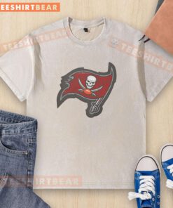 Good Tampa Bay Buccaneers Rivet Logo Washed T-Shirt featuring a vintage design and soft fabric for ultimate comfort.