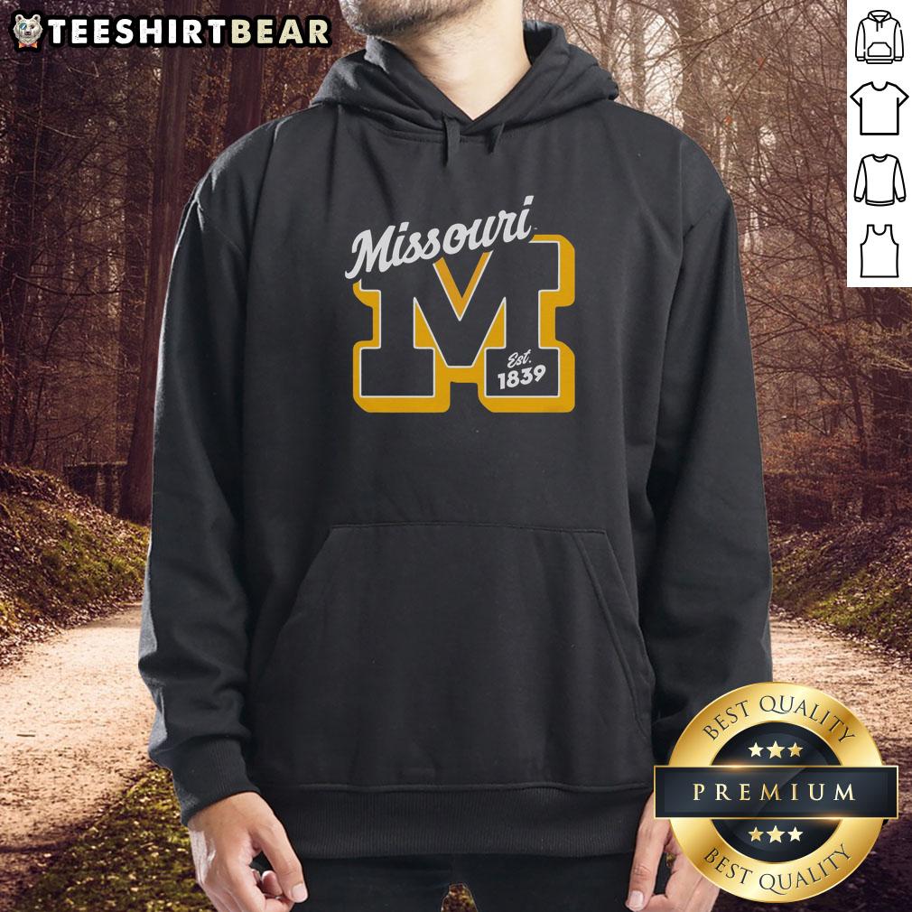 Vintage Missouri hoodie established 1839, showcasing state pride with classic design and comfortable fit.