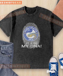 Premium Parramatta Eels Rugby 'It's In My DNA' Fingerprint Washed T-Shirt, featuring vibrant team colors and unique design.